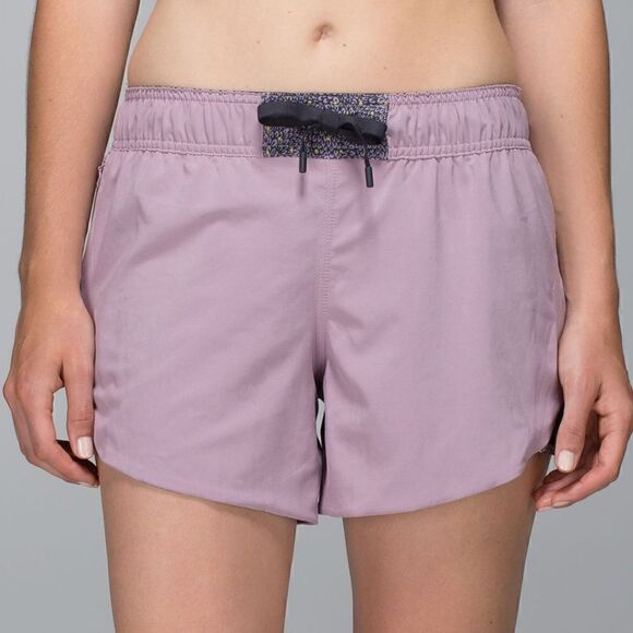 LULULEMON Go The Distance Reversible Shorts - Picture 2 of 3
